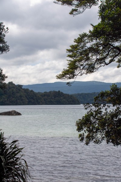 Lake_Waikareiti